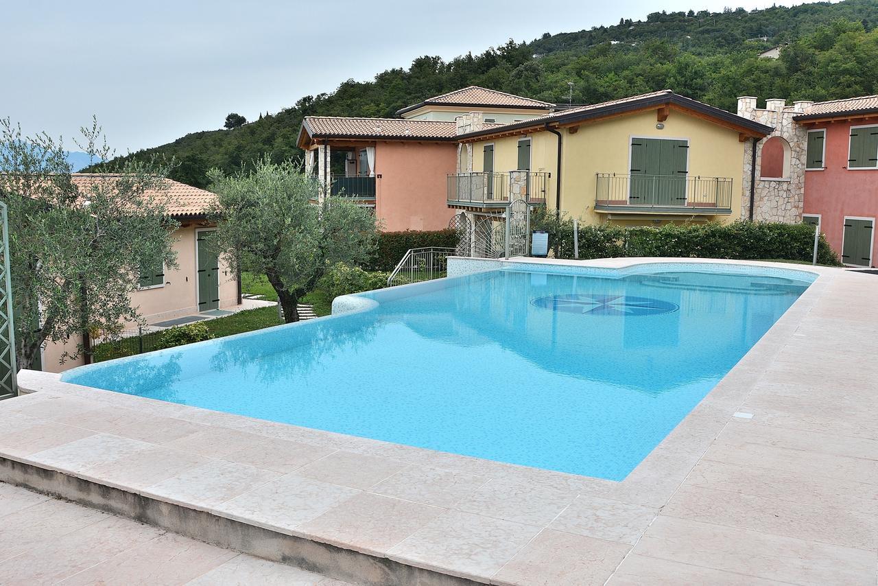 Residenza Alle Torri With Pool 토리델베나코 외부 사진