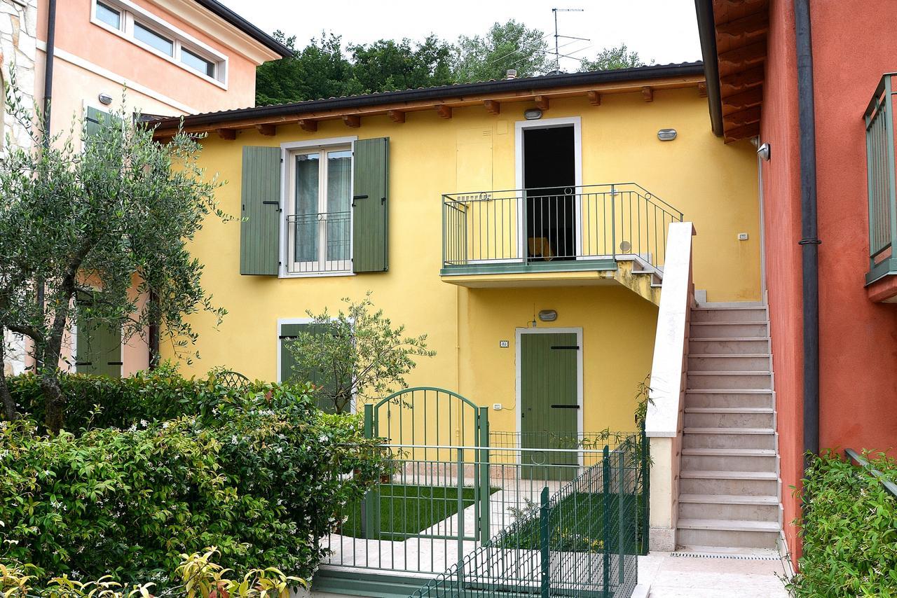 Residenza Alle Torri With Pool 토리델베나코 외부 사진