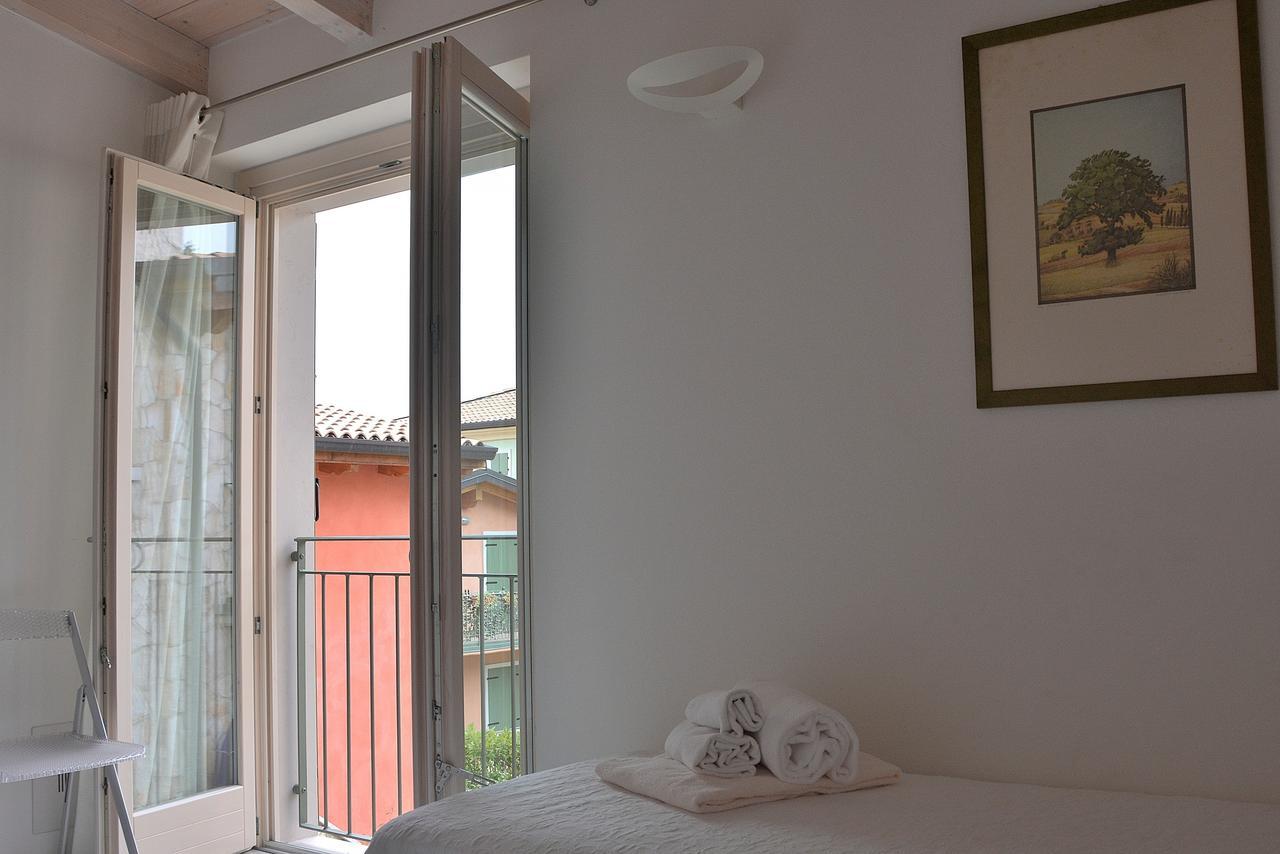Residenza Alle Torri With Pool 토리델베나코 외부 사진