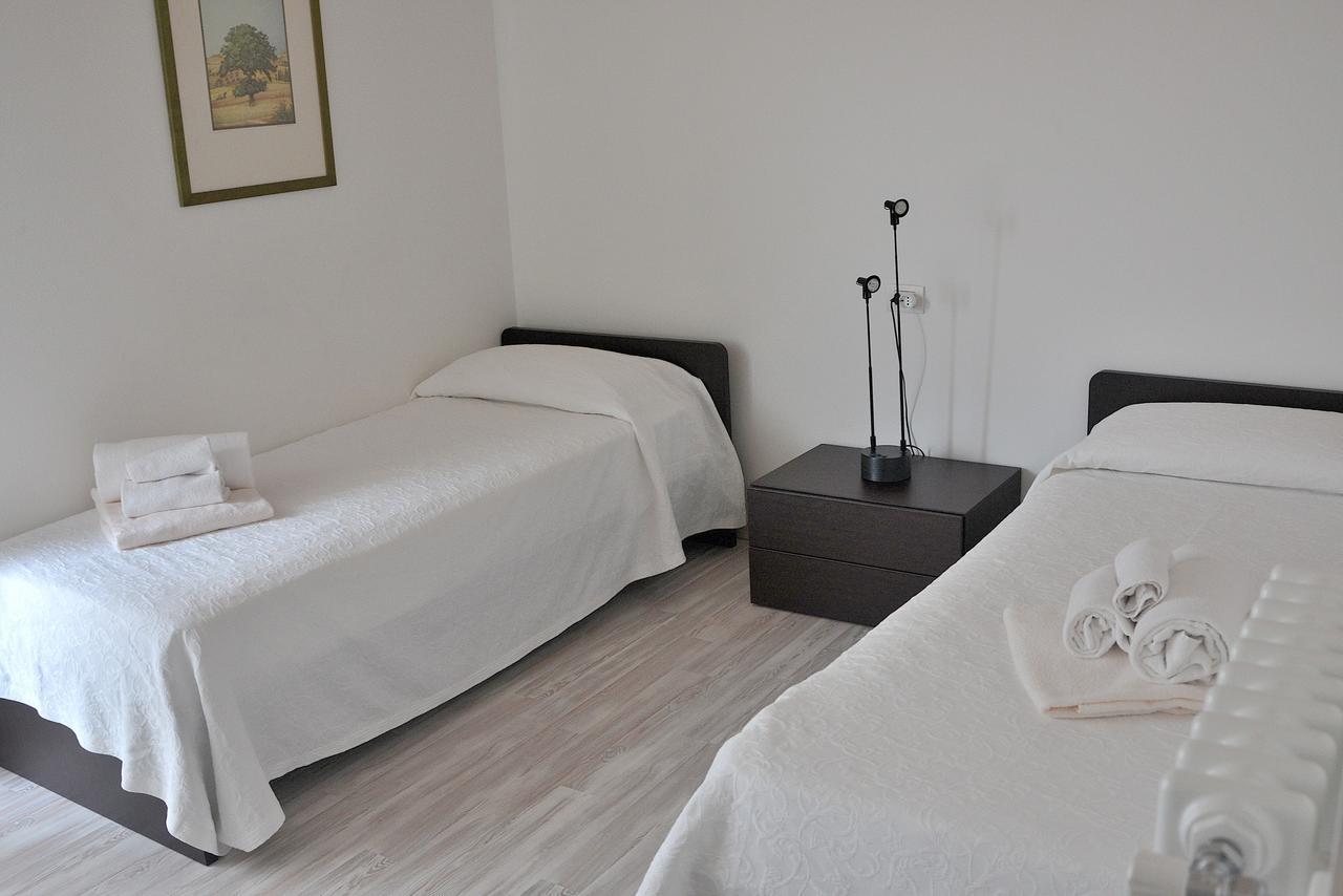 Residenza Alle Torri With Pool 토리델베나코 외부 사진