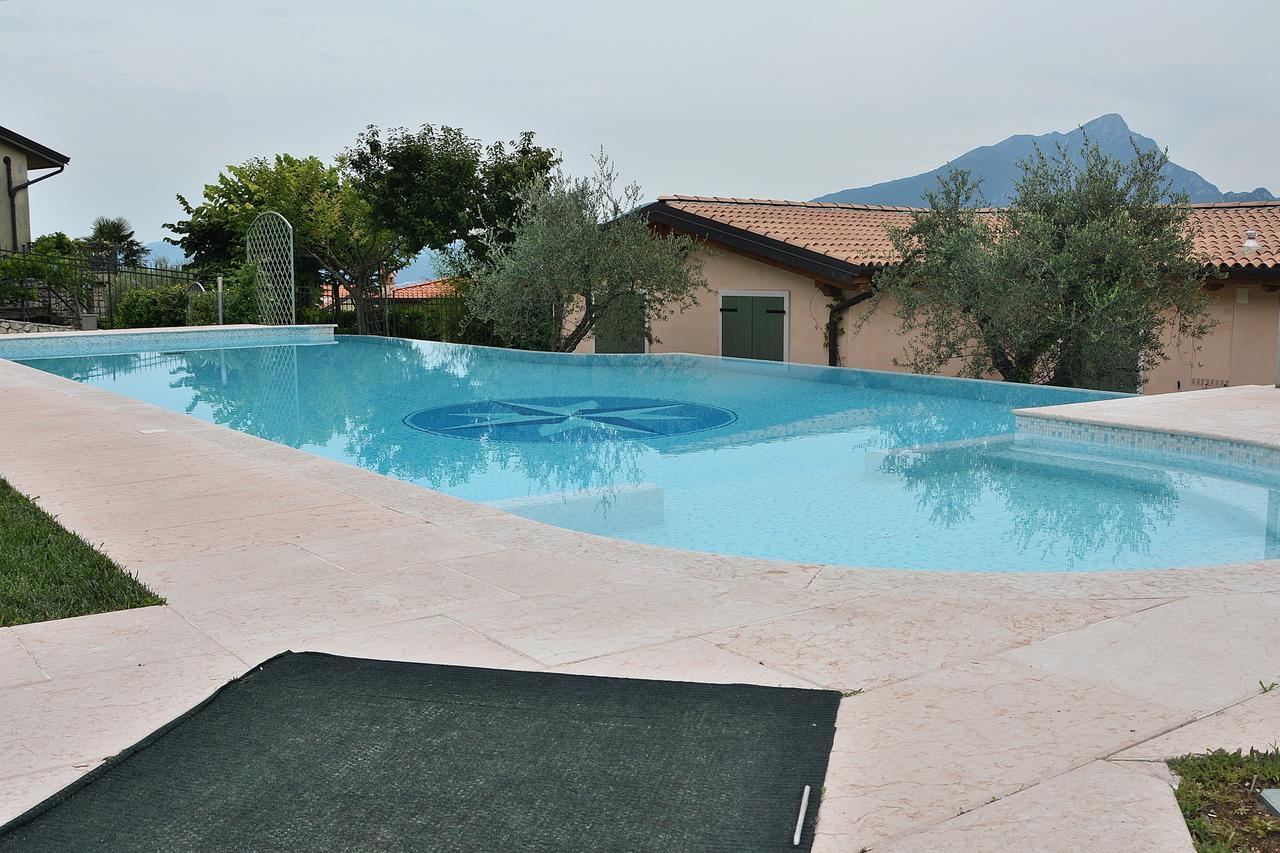 Residenza Alle Torri With Pool 토리델베나코 외부 사진
